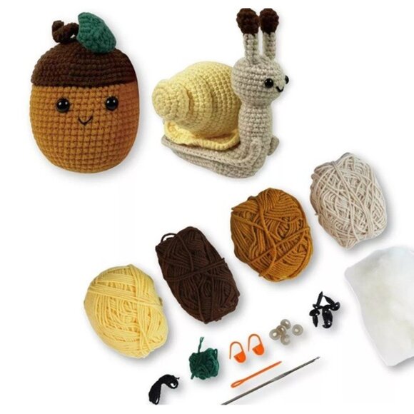 Bullseye's Playground™ Amigurumi2ct Crochet Set Kit: Acorn/Snail - Picture 11 of 11